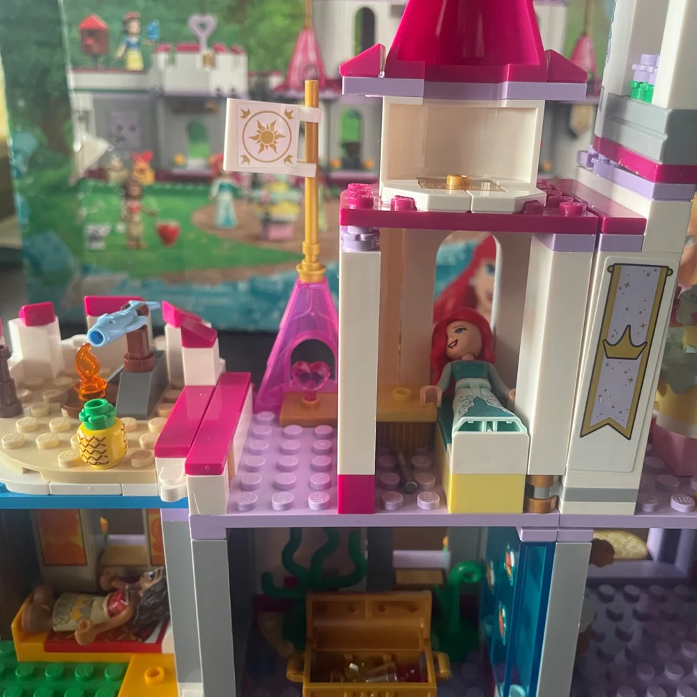 LEGO Retired Disney Princess Ultimate Adventure Castle 43205 100% Complete Set